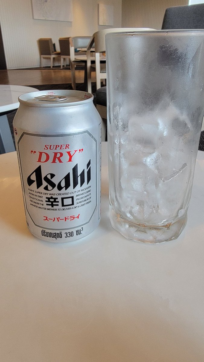 ud_thailand0414's tweet photo. 温泉あってアカスリもあってビールも飲めてリラックス出来るそんな施設♨️
数ヶ月ぶりの湯船🛁
れっつりらっくすすごいじゃないか🙄
#LetsRelax
#タイ
#パタヤ https://t.co/jRH1CxKez5