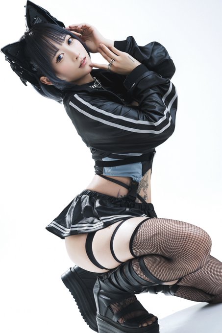 Twitterのコスプレ画像15