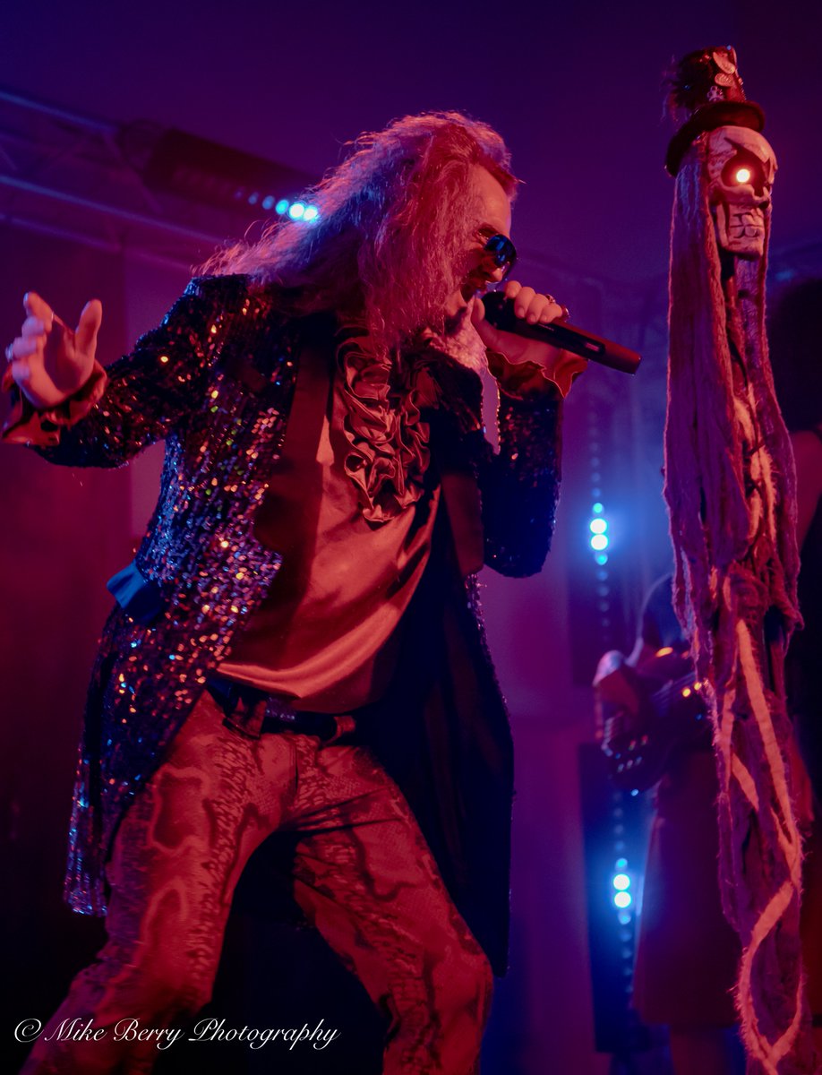 Palace Theatre Paignton tweet media