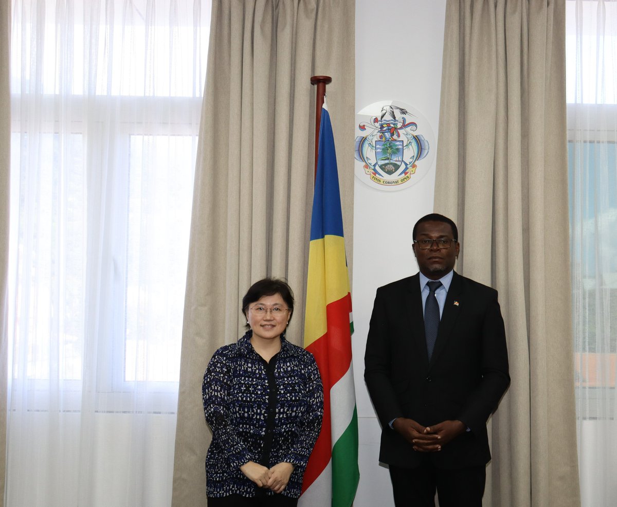 H.E. Mme Lin Nan, Ambassador-Designate of China to Seychelles, met with Minister Flavien Joubert this morning. H.E. Mme Lin Nan expressed eagerness to bolster the longstanding relationship between Seychelles and China, emphasizing 45 years of fruitful collaboration.