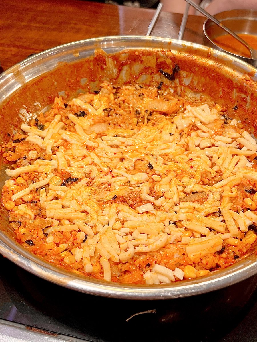 두끼…. 아는 그 맛
요즘 치즈 프로모션하는지 치즈메뉴가 많더라