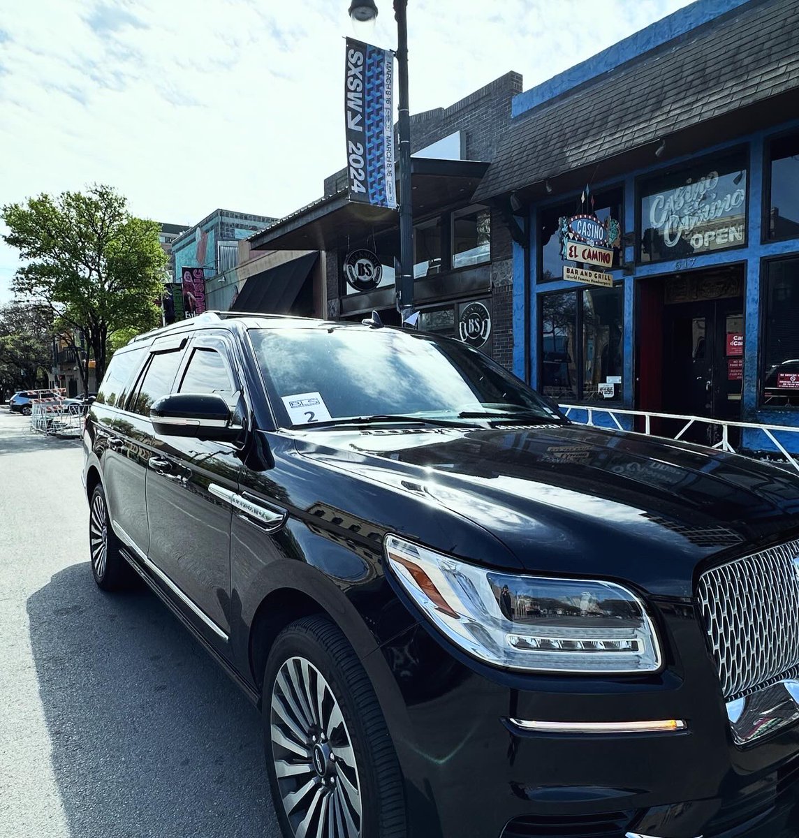 BLSLimo's tweet image. Team BLS is on site at SXSW ‘24 in Austin TX!

#sxsw #austin #teambls #transportation #festival #onsite