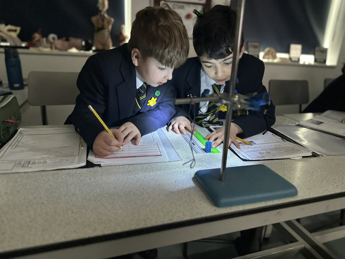 Monmouth Prep Science (@drwallscience) on Twitter photo Y3 have been investigating how the distance from a light source affects the size of a shadow. #Physics <a href="/Habsmonmouth/">Haberdashers' Monmouth School</a> <a href="/MonPrepSchool/">Haberdashers' Monmouth Prep School</a> Y3 have been investigating how the distance from a light source affects the size of a shadow. #Physics <a href="/Habsmonmouth/">Haberdashers' Monmouth School</a> <a href="/MonPrepSchool/">Haberdashers' Monmouth Prep School</a>