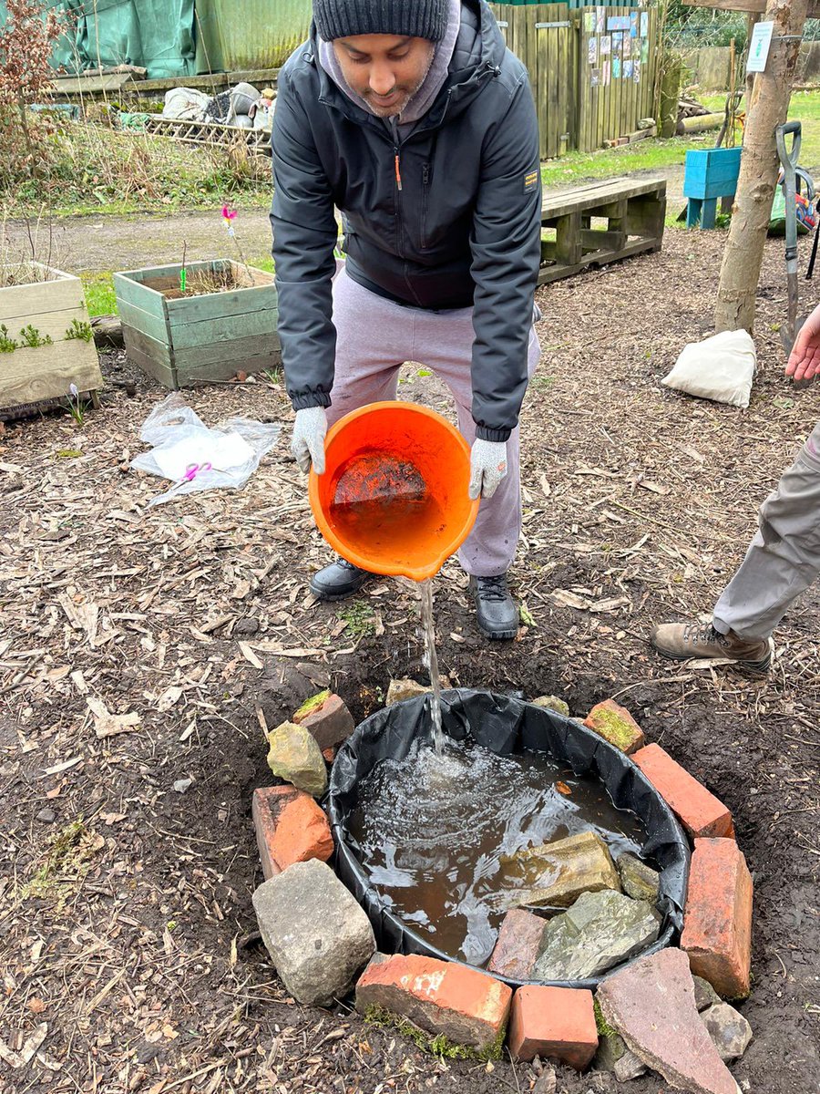 Our Bury Nature & Wellbeing group had a very productive day installing a new mini wildlife pond and making bird nesters. We enjoyed creating a brand new habitat for wildlife and we are excited to see what makes a home here over the next few months! 🏡 @greatermcr