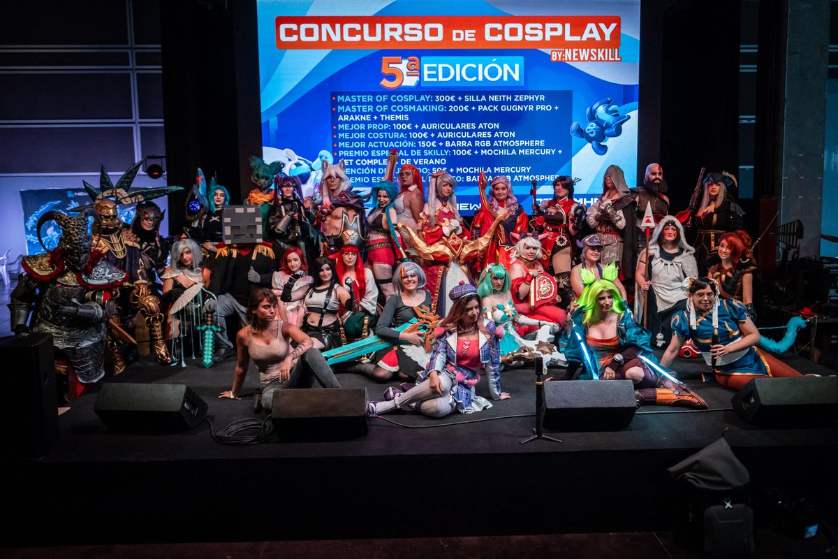 Vengo a rememorar el maravilloso concurso de cosplay que tuvimos en la Dreamhack gracias a @newskill_ES y a pedir amablemente a @OpenWorldNowcom que cuenten con ellos para este verano porque son un amor y dan un juego increíble (además me estoy preparando un cosplay precioso)💕