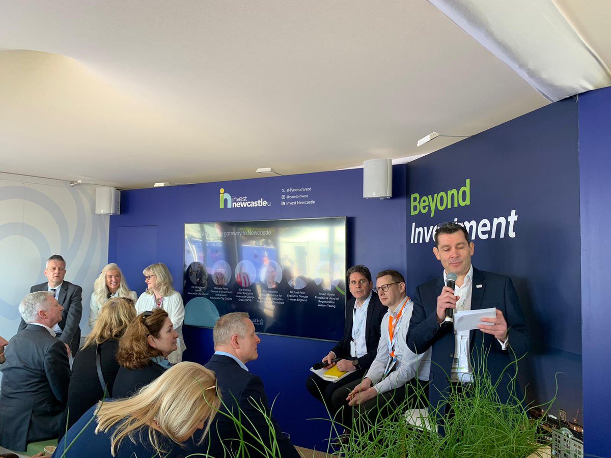 Earlier today Stuart Howie took to the stage alongside key regional figureheads to present and discuss @NewcastleCC regeneration of Forth Yards at the Invest Newcastle stand. Speakers included Cllr Nick Kemp, @PercyMichelle, Liz Bromley @NCG_Official, Rob Hamilton @NorthTyneCA.