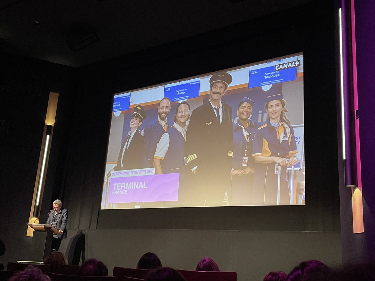 LunePresse's tweet image. La série de @DebbouzeJamel Terminal avec #RamzyBedia et #CamilleChamoux sera projetée en avant 1ere lors de la cérémonie d’ouverture @CANNESERIES le 5 avril à #CanneSeries