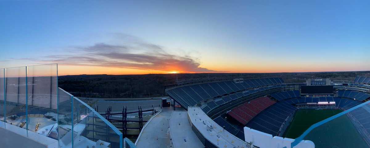 GSLighthouse's tweet photo. Sunrise panorama! #gslighthouse https://t.co/x49RtEFH1T