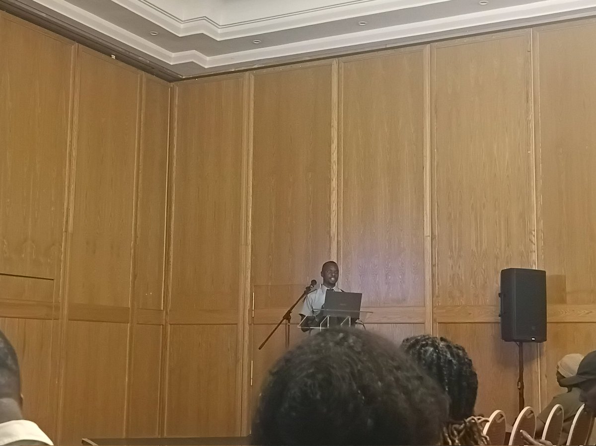 Aprendiendo sobre los proyectos namibios de primera mano. Software y conservación de la mano. #SmartConcress