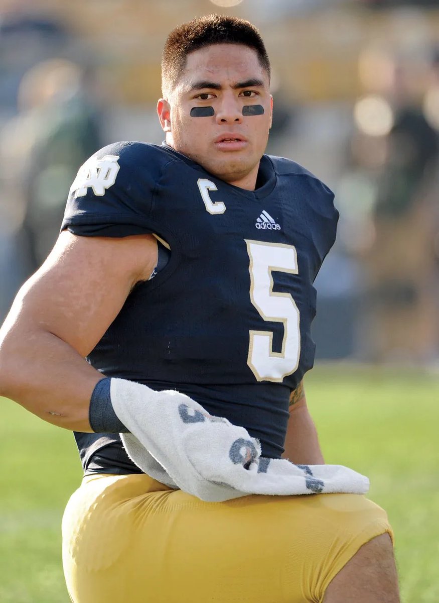 RealMichaelKee's tweet image. Just for reference #Deadspin is the same media company that not only shamed the little boy for having his face painted, but they also pretty much ruined Manti Teo’s life with the girlfriend story. If you watch the Teo Netflix documentary you will see how vile deadspin is.