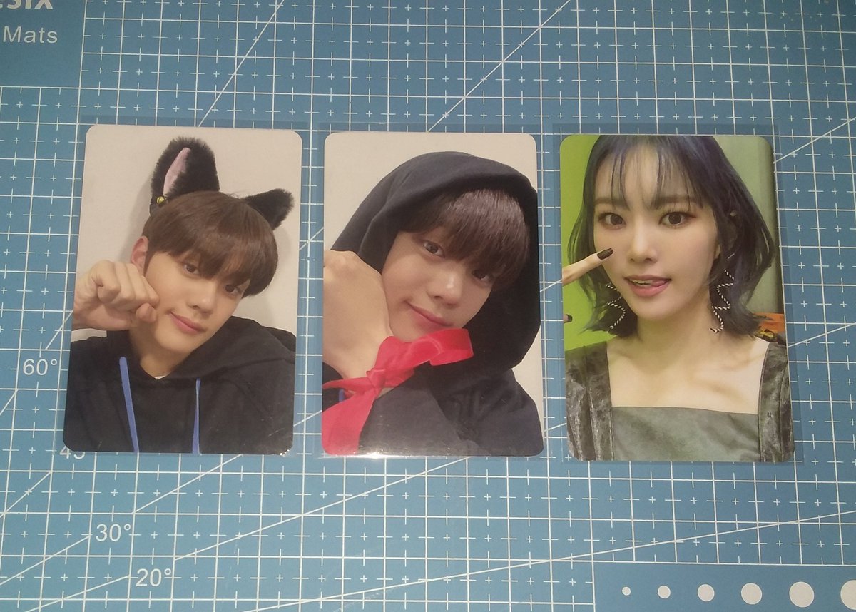 woarei's tweet photo. ββ
#luv830
from. #annesproof
hi, @gyubeanne ! received gyub cat ears and ribbon together with monday this afternoon po. tysm for packing them well. until our next transaction po ^^ https://t.co/8KmcaVCM27