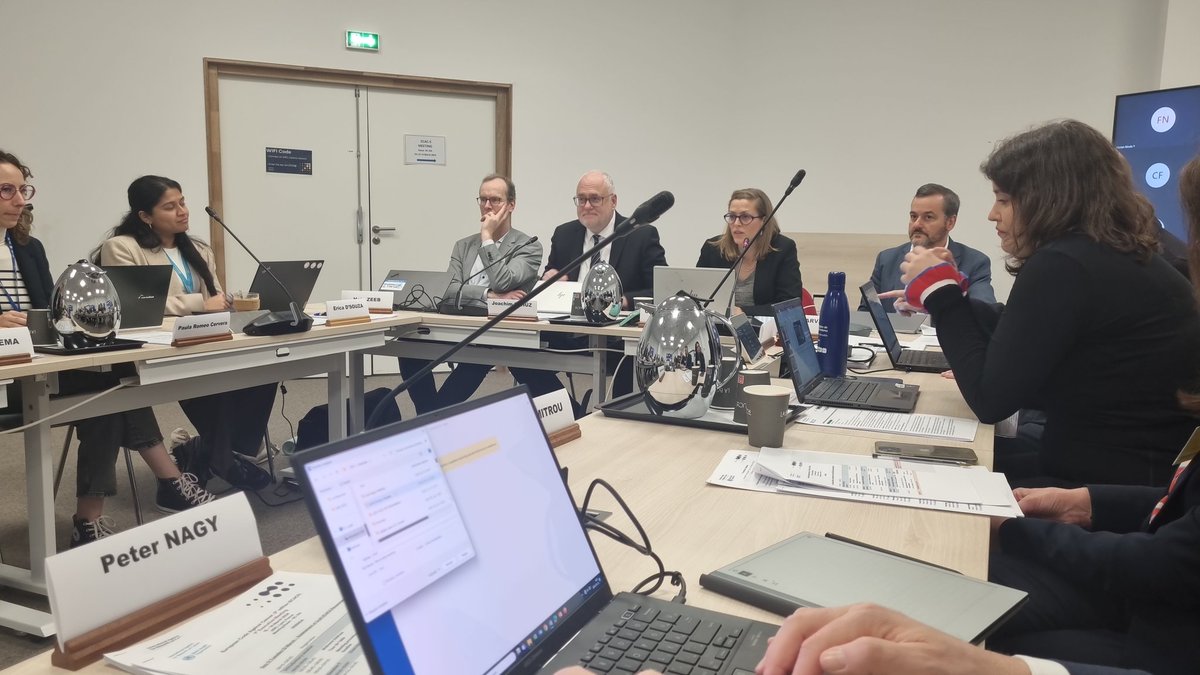 1st Executive Meeting of the European Code Against Cancer Scientific Committee at <a href="/IARCWHO/">IARC</a> <a href="/WHO_Europe/">WHO/Europe</a> <a href="/EU_Health/">EU One Health</a> <a href="/WHO/">World Health Organization (WHO)</a> <a href="/EU_ScienceHub/">EU_ScienceHub</a> <a href="/CancerLeagues/">European Cancer Leagues</a> <a href="/JMMartinMoreno/">Dr.Martin-Moreno</a> <a href="/s_brusaferro/">Silvio Brusaferro</a> <a href="/NIJZ_pr/">NIJZ</a> <a href="/UrskaIvanus/">Urska Ivanus</a>