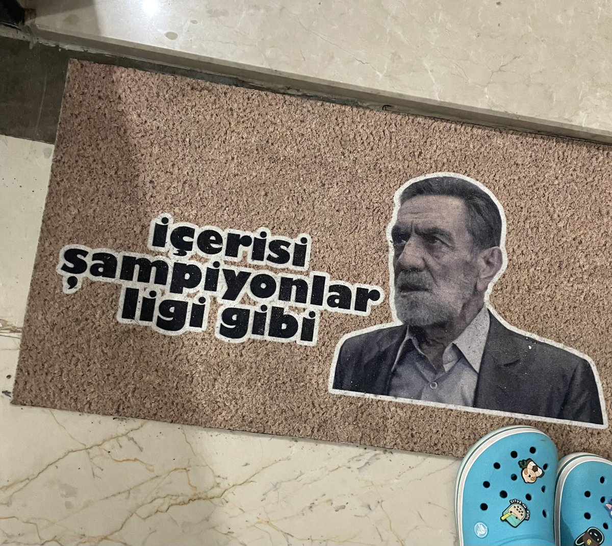 eğer benim arkadasım olursanız size böyle hediyeler alırım