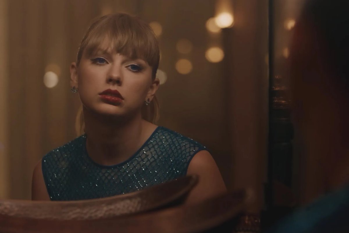 PopCrave's tweet photo. 6 years ago today, Taylor Swift released “Delicate” as a single from ‘reputation.’ https://t.co/p1F3nlOv32