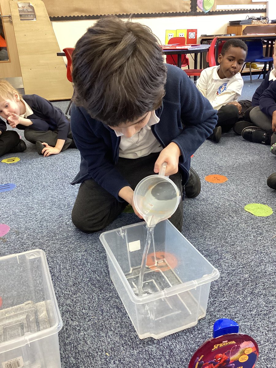 As part of British Science Week, yesterday the children carried out an experiment to see how long it would take for bubble bath to dissolve. #BritishScienceWeek #STEM <a href="/paganelschool/">Paganel Primary</a> <a href="/PaganelScience/">Paganel Science</a> @MrsGingell <a href="/Mr_Hart9/">Mr Hart</a>