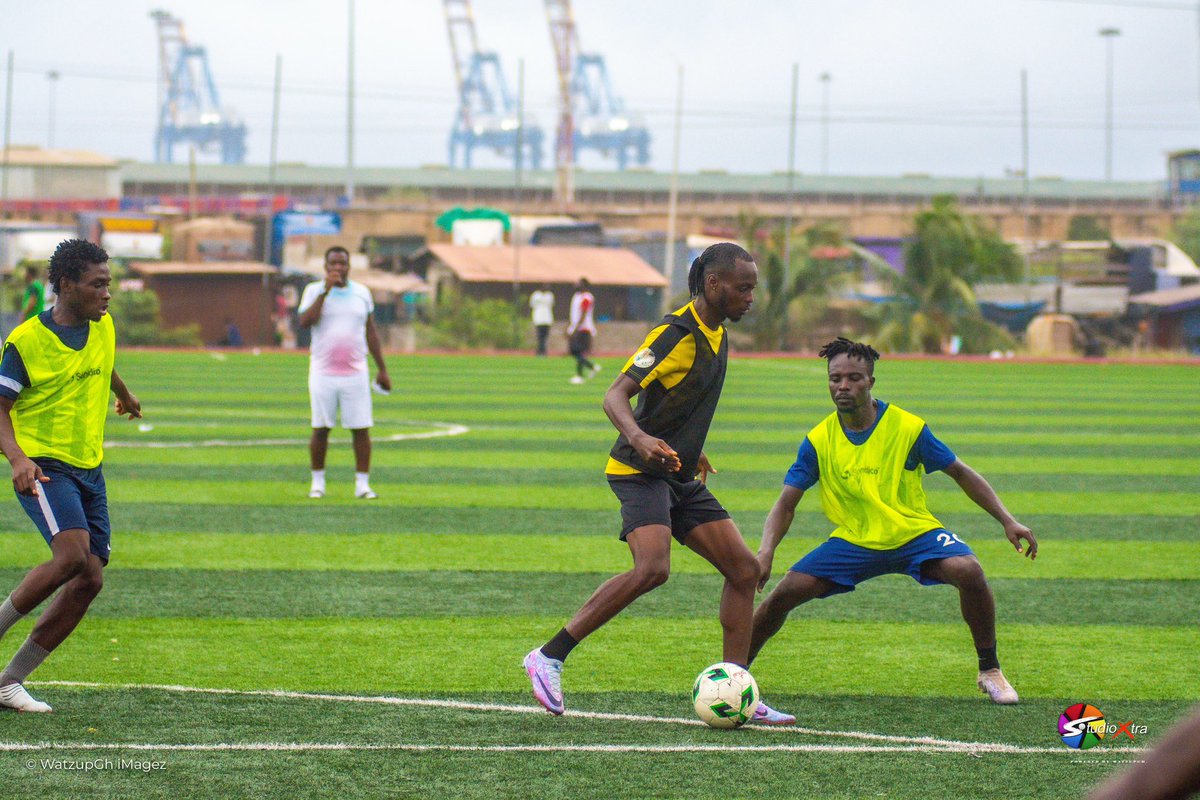 SamWatzUpGh's tweet photo. Weekend Football at the Port Side In Tema 👌🏾👌🏾…. @watzupghimagez @StudioXtra_Gh ��📸

#StudioXtraGh #WatzupGh #WeekendSoccer https://t.co/n1MjIcJGZ2