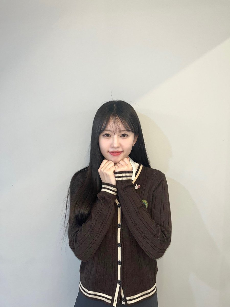FCENM_ILY1's tweet photo. 🍀 #하나

온리원 퇴근했어~??난 하교중~🐻‍❄️💚

#ILY1PIC #아일리원 #ILY1 #HANA https://t.co/8mFUCaqQej