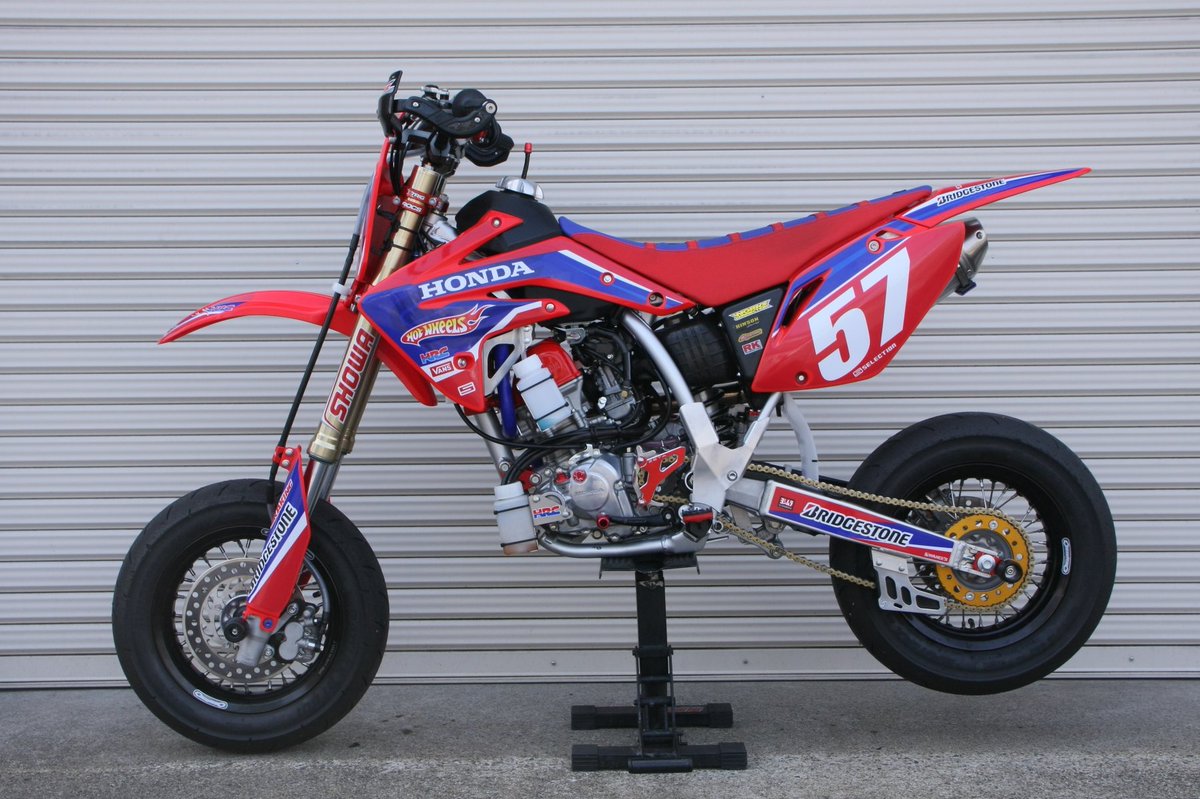 Selection_CEO's tweet photo. NICE! ミニスーパーモトCRF150R
#CRF150R
#YZ85
#RM85
#KX85 #KX112
#KTM85SX
#TC85
#SELECTION鈴鹿
#OKR_WHEEL https://t.co/ZG2m0jWzdD