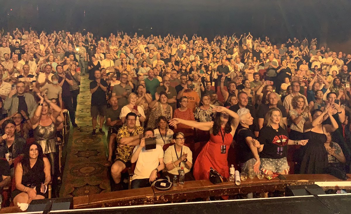 Absolutely fabulous couple of days in Melbourne. Gigs at The Northcote Theatre then The Palais. Wonderful art on the streets. The view from my hotel window was quite something. Love the picture of the lady in red giving it plenty in the front row. Go girl! 🏄🏻‍♂️☀️🏙️💃🏻