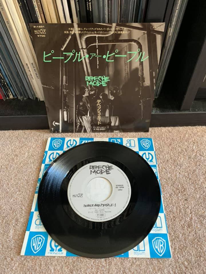 Released on this day in 1984 (40 years ago...) - People Are People by <a href="/depechemode/">Depeche Mode</a> 

A number 4 smash, a US hit, a staggeringly good remix and a video in which the band play the song on a warship. Read all about it:

almostpredictablealmost1.blogspot.com/2021/01/depech…

#DepecheMode