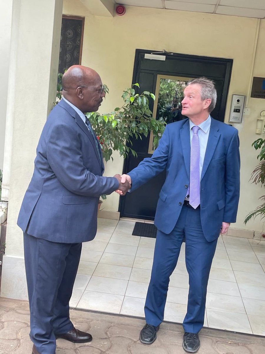 Interactive discussion between @RJMECsouthsudan Chaiperson Amb. @MajGenGituai and Head @EUinSouthSudan, Amb. @TimoOlkkonen yesterday on the status of the R-ARCSS, including the lack of implementation of critical tasks related to elections as the clock ticks towards the Dec 2024.