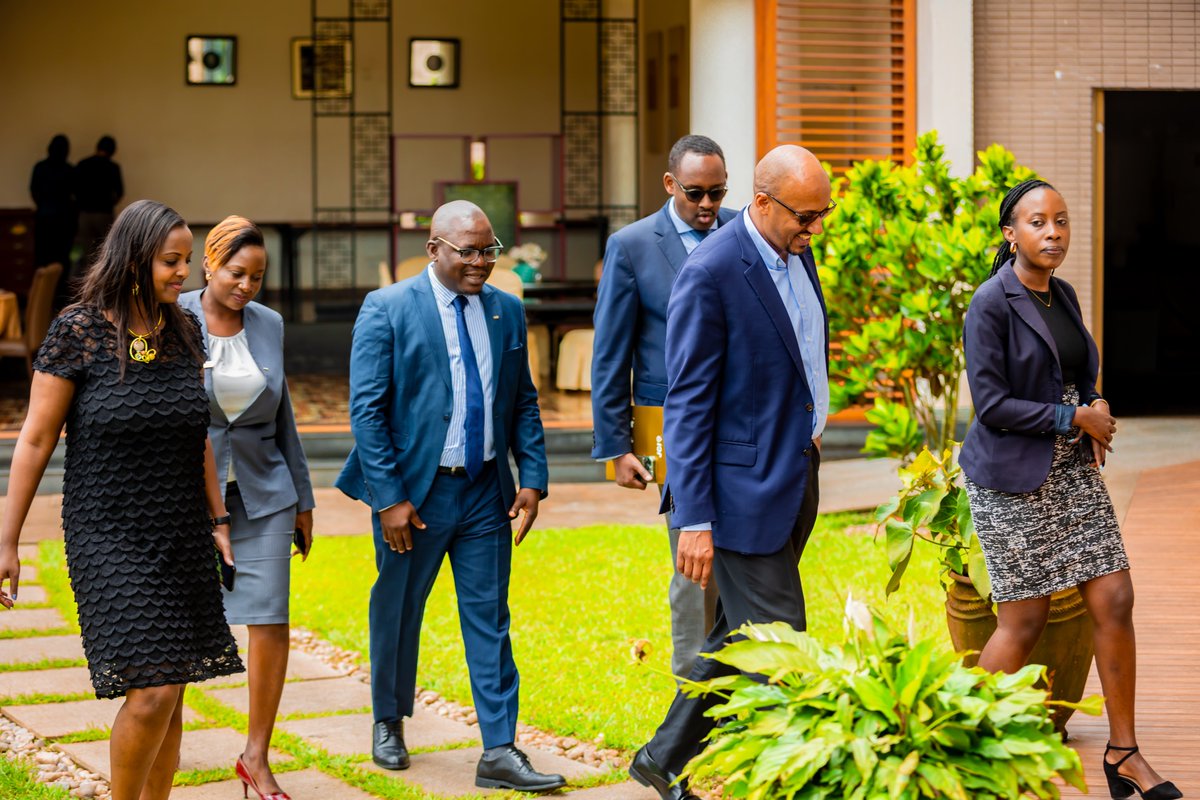 Big congratulations to <a href="/NishimweLuce/">Architect Nishimwe Luce Gloria</a> &amp; <a href="/origenei/">Origene Igiraneza</a> on being inaugurated as #JCI senators! Having both served as National Presidents, their contributions to <a href="/jcirwanda/">JCI Rwanda</a> have been truly remarkable.

Click here to explore about membership: docs.google.com/forms/d/e/1FAI…

#letsmakeadifference