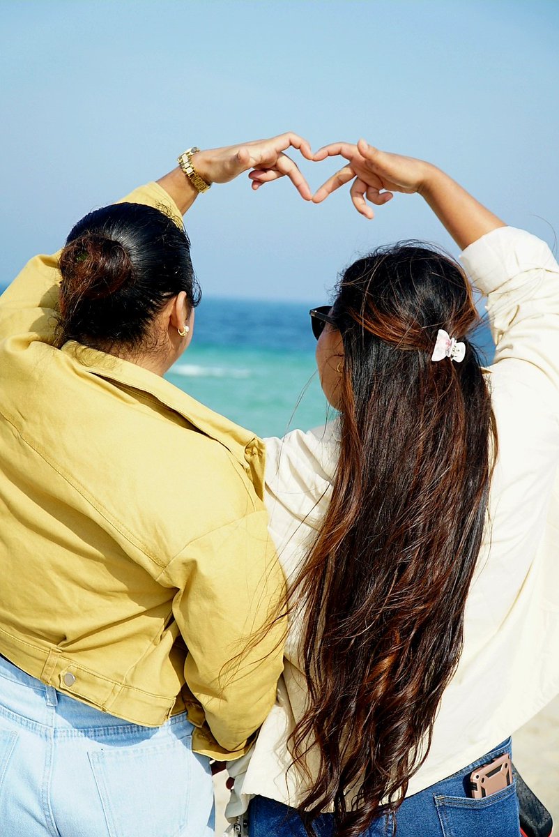 Chehello5's tweet image. Beach vibes  ⛱️