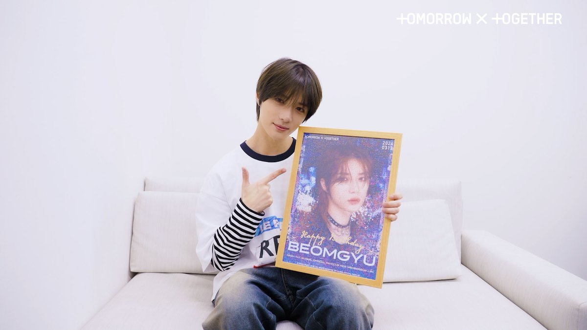 [#FROM_TXT]
本日誕生日を迎えたBEOMGYUへ、MOAのみなさんからのBIRTHDAY PRESENTをお届けしました🎁

txt-official.jp/moa/movie_from…

#TXT
#TOMORROW_X_TOGETHER
#MOAZONE