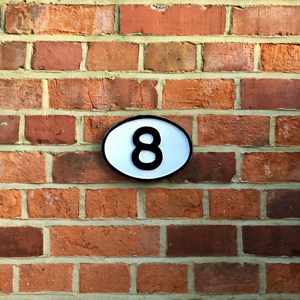 Did you know the average person in Britain moves home a whopping 8 times?! What’s your magic number? #TriviaTuesday #TuesdayThoughts #NewDevelopment #NewBuild #Development #NewHome #ViewHome #LoveWhereYouLive #NorthBarHomes #CherryBlossomHill #Bridlington