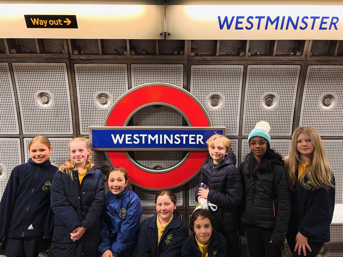 Pupils from Martins Wood Primary in Stevenage were invited to attend the Commonwealth Day service at Westminster Abbey yesterday. 8 school ambassadors went to the service, along with members of the Royal Family, politicians, dignitaries and athletes. What an epic school trip!