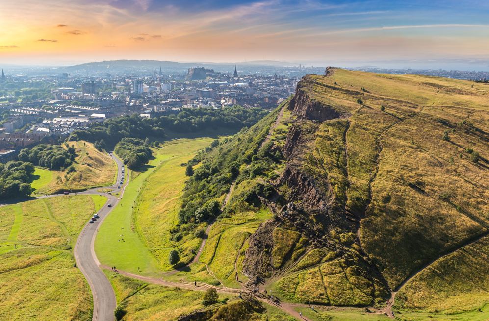 Research has shown that poor air quality can affect our mental health. By reducing the most polluting vehicles, our #LowEmissionZone aims to limit air pollution, benefitting everyone’s health and wellbeing. Find out more about why we’re introducing an #LEZ edinburgh.gov.uk/lezwhy