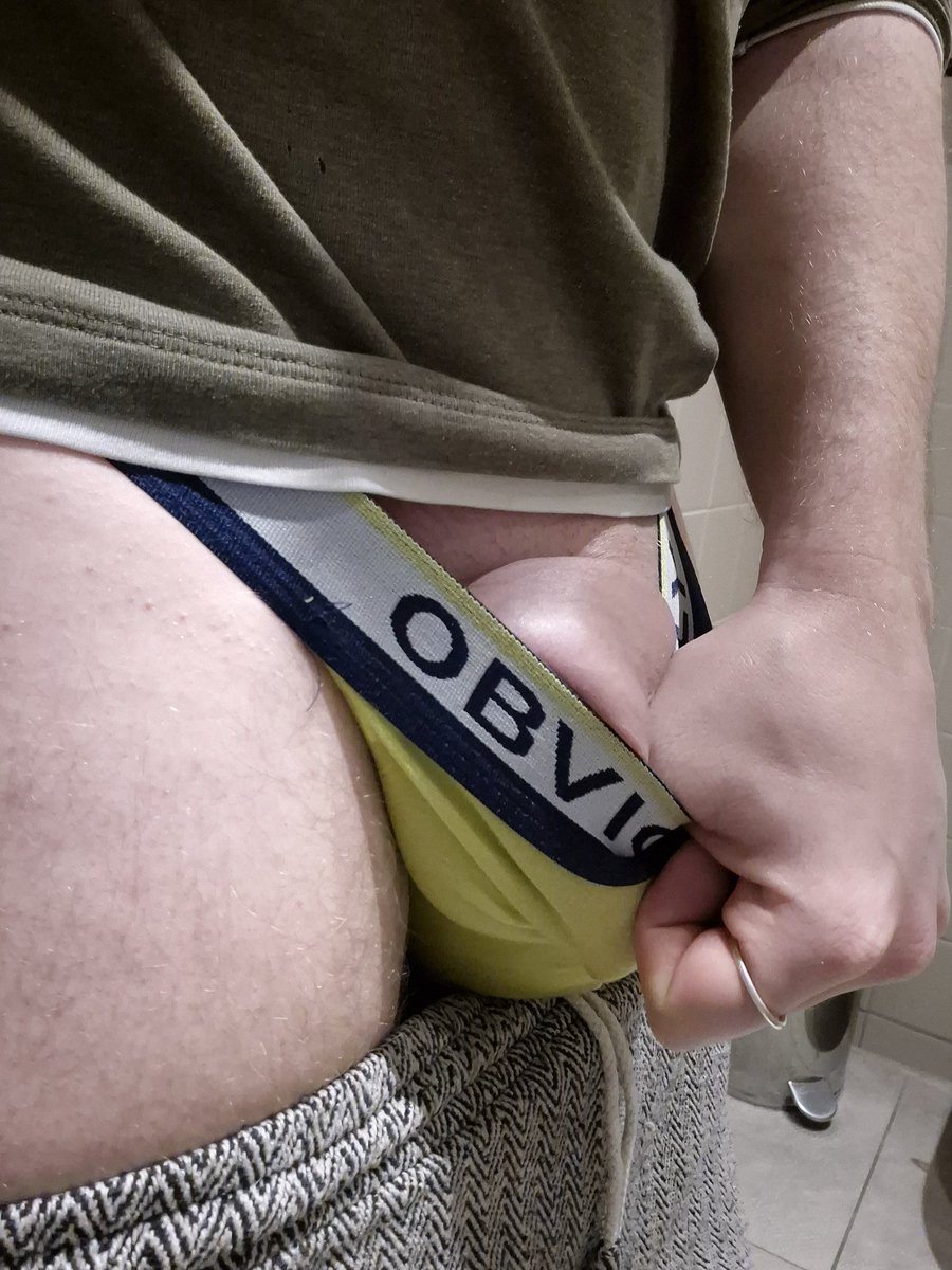 spookyfatballs's tweet photo. Bulging at work~ wonder how long this jockstrap can hold the meat snug... https://t.co/MnBDXe2zYO