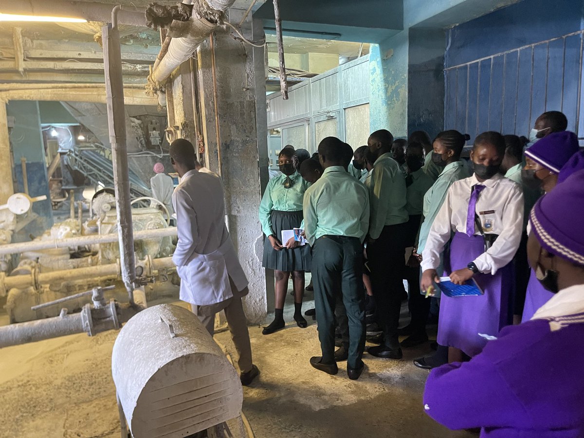 JANigeria's tweet photo. We are passionate about grooming students for success in the business world. Through our Company Program, we ensure they learn from enterprises nationwide, preparing them for real-world challenges.
@Boeing
@ACTFoundation_
@pmief

#CompanyProgram #JobShadow https://t.co/UxjWvmGoxe