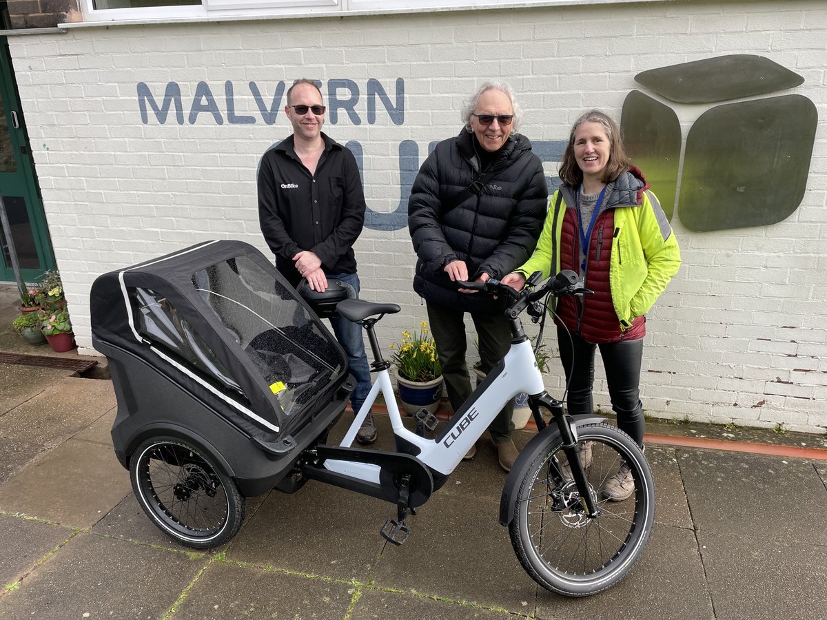 MalvernHills_DC's tweet photo. @MalvernCube is offering visitors the chance to try out an E-Trike for free. The electric trike is available Mon to Fri for a trial of 2 hours. The E-Trike has been hired from @MalvernHillsCarClubs. Visit https://t.co/U0eYxnWr6T to contact Malvern Cube. https://t.co/hEri30gzyp