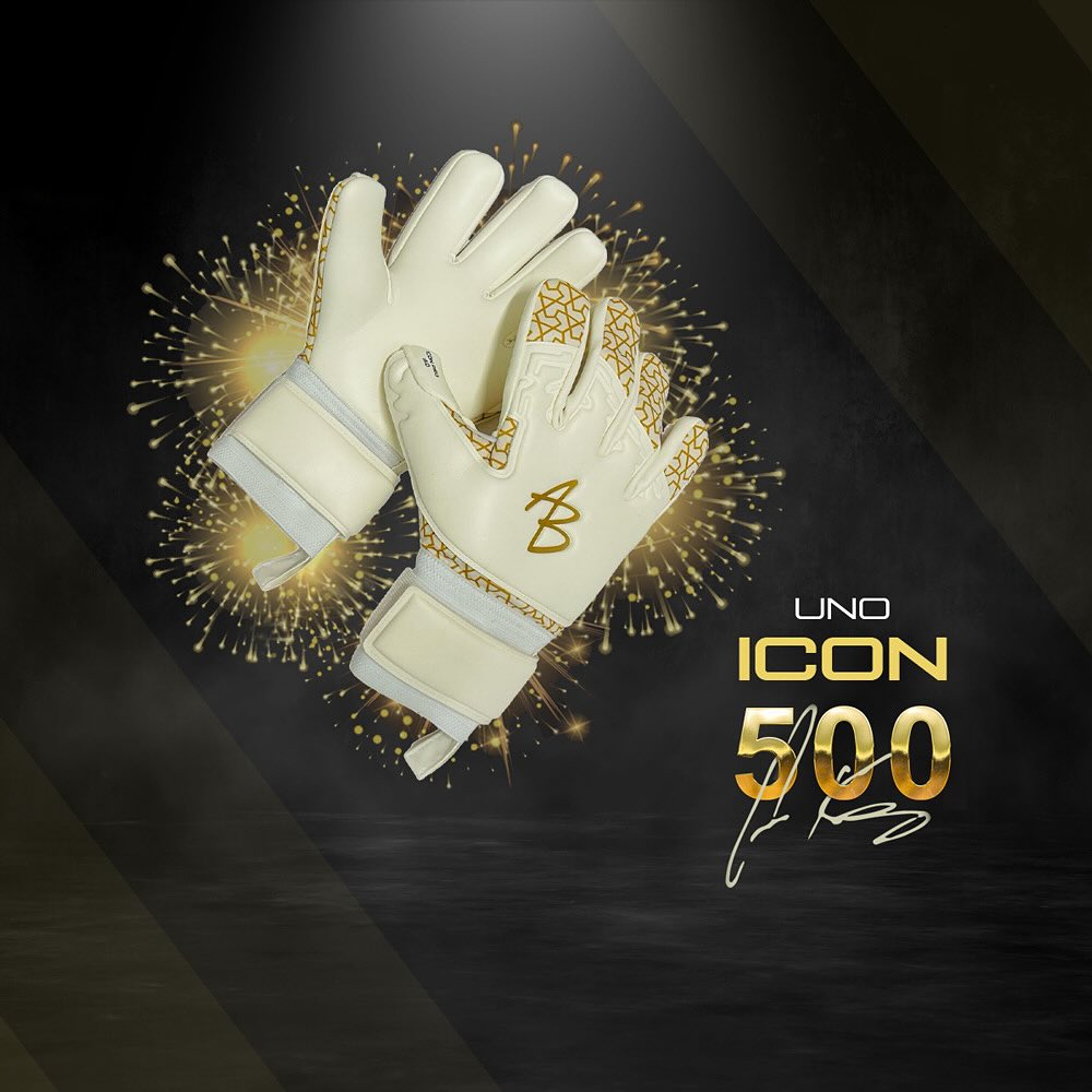 Introducing the Icon 500! 🧤In celebration of @asmir1’s incredible 500th competitive career appearance, @Ab1Gk proudly unveil this special commemorative edition. 🎉⚽ 🛒prokituk.com/goalkeepers/go… 🛍️ Available In Store #ProKitUK #GrassrootsToProfessional