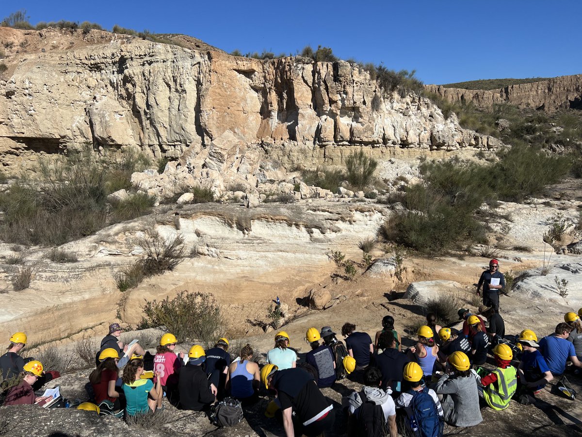 Saupe Lab Oxford (@erinsaupe) on Twitter photo A lovely day for some fossil beaches on our 3rd year undergraduate field trip in Almeria Spain <a href="/OxUniEarthSci/">Oxford Earth Sciences</a> <a href="/davidmpyle/">David Pyle</a> <a href="/nsantodomingo/">Nadia Santodomingo</a> A lovely day for some fossil beaches on our 3rd year undergraduate field trip in Almeria Spain <a href="/OxUniEarthSci/">Oxford Earth Sciences</a> <a href="/davidmpyle/">David Pyle</a> <a href="/nsantodomingo/">Nadia Santodomingo</a>