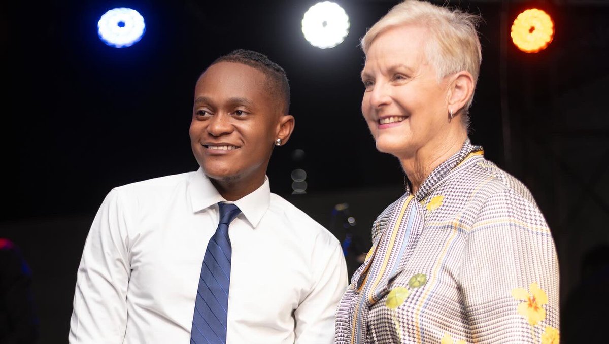 officialinnossb's tweet photo. 14 ans après notre première rencontre, retrouvaille ce 7 mars 2024 à kinshasa avec mon amie la Directrice Exécutive du Programme Alimentaire Mondial (PAM) Cindy McCain @WFPChief … C’était une belle soirée accompagnée de toute l’équipe @WFP #calcul https://t.co/Mi5vygbM1I