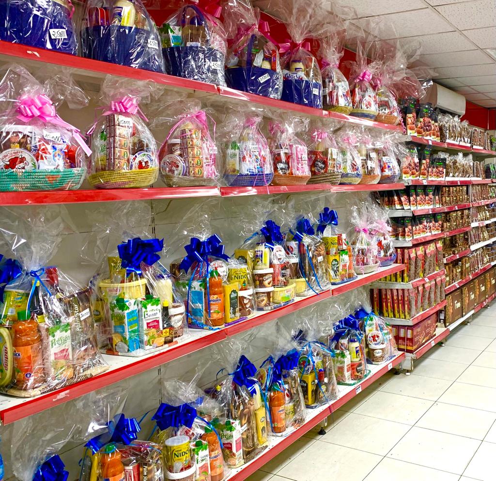 edkoilsa's tweet photo. Prêts pour le Ramadan?!
Nous vous souhaitons un Ramadan paisible et béni. Que ce mois sacré vous apporte la santé, le bonheur et la prospérité.
Venez découvrir nos paniers Ramadan en magasin et faites le plein.
#RamadanKareem #PaniersRamadan #Supermarché #LowPrice #EDKOIL https://t.co/N3DJ1DCoZ7