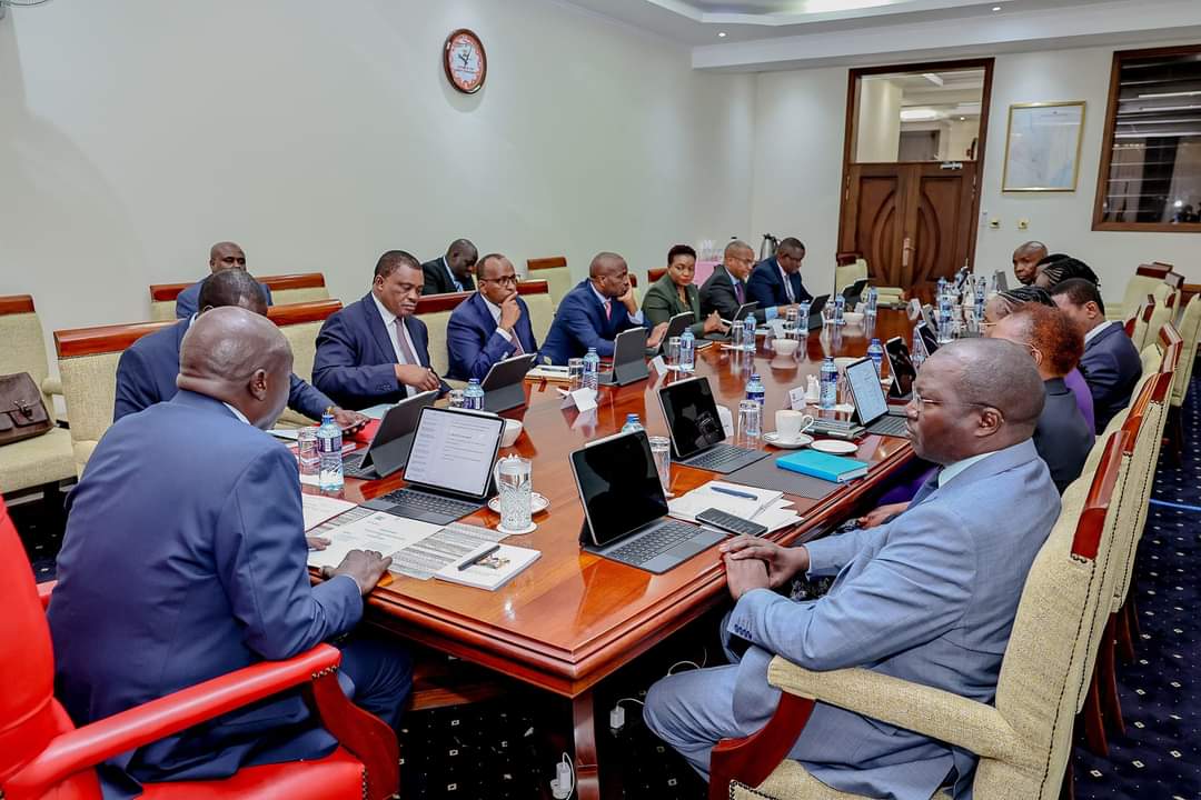 _LocalMan1's tweet image. DP @rigathi Gachagua leading the charge at the Joint Cabinet Committee meeting, delving into the intricacies of govt program and project implementation. An important session to ensure our initiatives are on track and making a positive impact. #GovtDevelopment