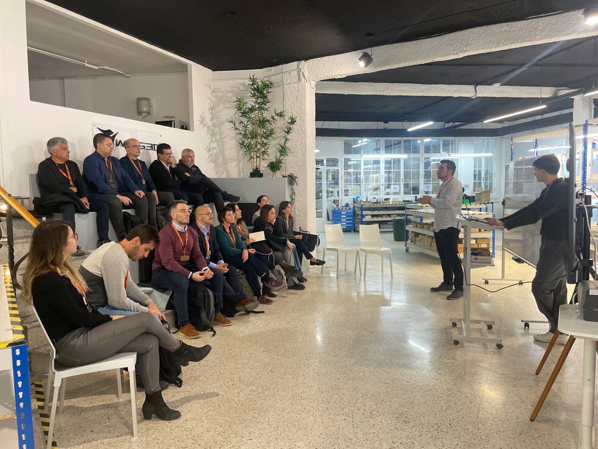 packcluster's tweet photo. Comencem la jornada de #sostenibilitat a la seu del nostre soci @Imes3D amb @clusterfood amb el cafè de benvinguda i la visita  les instal·lacions d'@Imes3D 

#Imes3d ens presenta les #tecnologies #tendències i nous materials https://t.co/hHR1colcnt