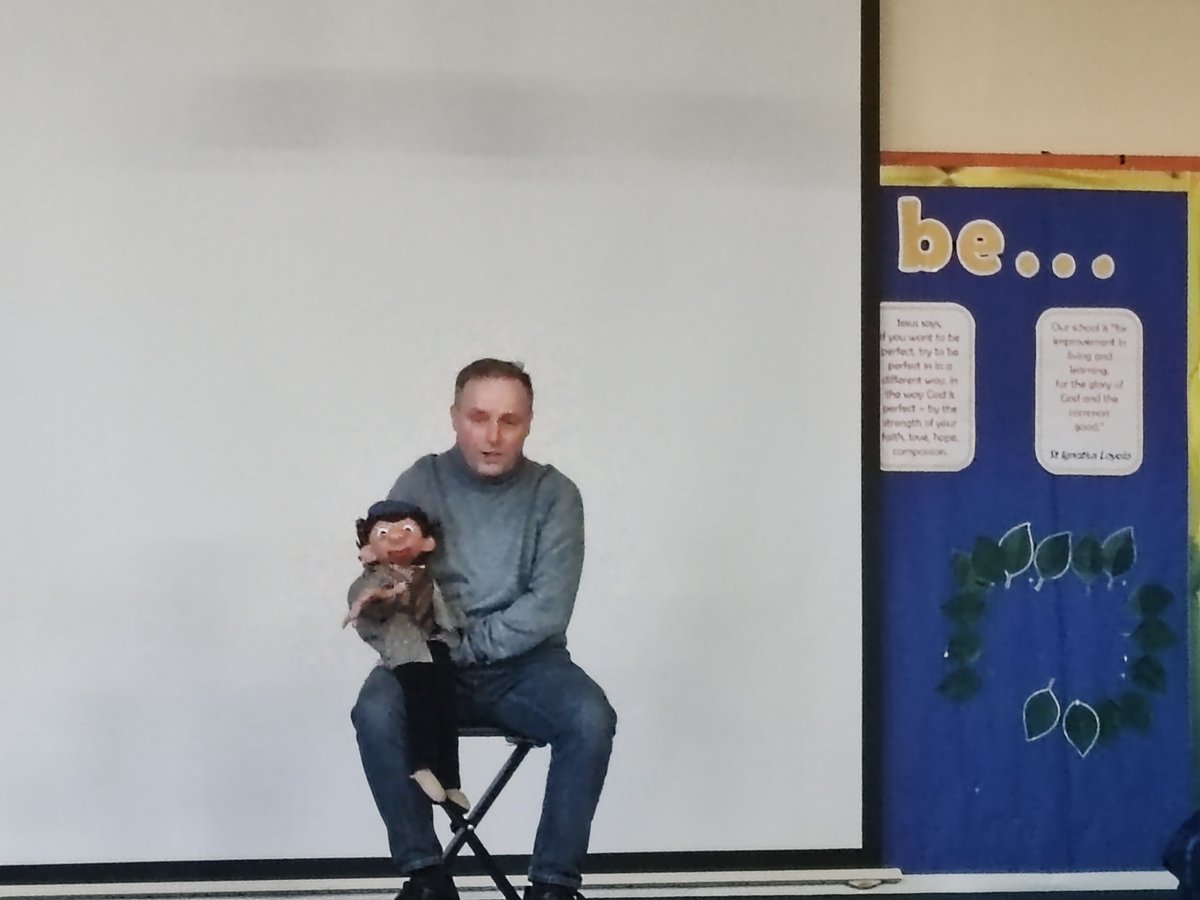 @stcadocscardiff (@stcadocscardiff) on Twitter photo The ever awesome <a href="/OacKev/">OAC Kev ✝️</a> has been in to tell us all about Jesus' arrest, crucifixion and death.....but that wasn't the end. Jesus conquered death and freed us from sin.
Thank you Kev for bringing Sergio to help us learn this message even more deeply. The ever awesome <a href="/OacKev/">OAC Kev ✝️</a> has been in to tell us all about Jesus' arrest, crucifixion and death.....but that wasn't the end. Jesus conquered death and freed us from sin.
Thank you Kev for bringing Sergio to help us learn this message even more deeply.