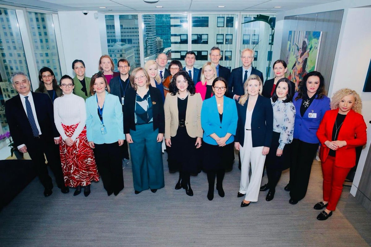 I joined the #EUMinisterialbreakfast chaired by @EU2024BE to discuss the EU’s strategies in place to address the challenges of #GenderRelatedPoverty from an #intersectional perspective.
 
#EUatCSW #UnionOfEquality