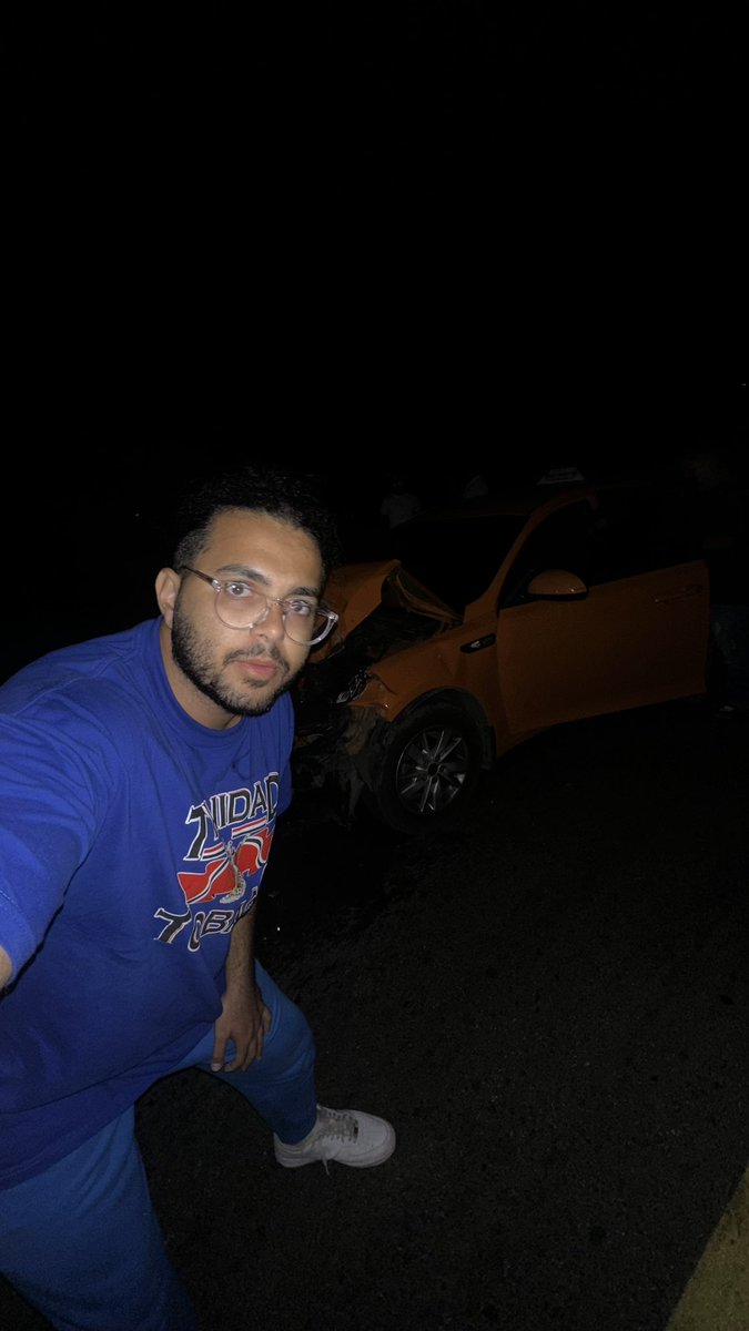 My taxi just got in an accident in the middle of the Dominican while I was asleep. Everything good, just another sign that God is watching over 🙏🏻