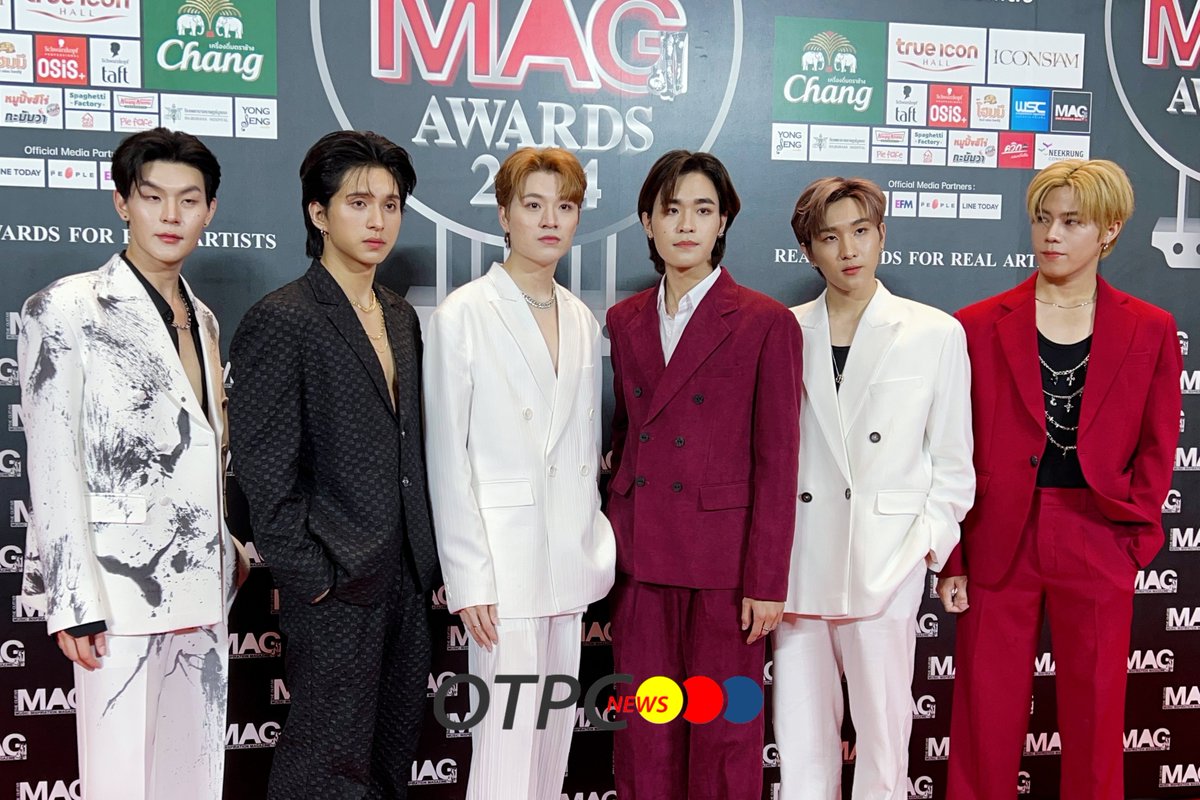 otpcnews's tweet photo. 6 หนุ่มวง "PRIMTIME" ร่วมเดินพรมแดง ในงาน "THE GUITAR MAG AWARDS 2024" ในธีม "MUSIC MOUNAMENT : อนุสาวรีย์แห่งเสียงเพลง" งานประกาศรางวัลทางดนตรีที่ยิ่งใหญ่ที่สุดในเมืองไทย
#PRIMTIMEth
#TheGuitarMagAwards2024
#MusicMonument #อนุสาวรีย์แห่งเสียงเพลง https://t.co/VsXqw3L3zM