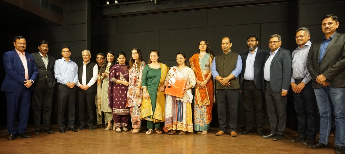 Patanjali_foods's tweet photo. This Women's Day, we hosted an insightful guest lecture on Women's Empowerment & Diversity and Inclusion at Aastha Bhawan! Ms. Deepika Roy's inspiring session shed light on crucial topics, drawing from her rich experience as an educator and advocate for positive change.

A special thanks go out to all the remarkable women who joined us, celebrating the strength and diversity of women both within our workplace and beyond. Let's continue to champion equality and empowerment every day!

Together, let's empower and celebrate women every day! 💪

#womenatwork #womenempowerment #womeninbusiness #women #womensday2024 #womensdayspecial #diversityandinclusion #equalityforall #PatanjaliFoods #workplaceculture #workplaceequality