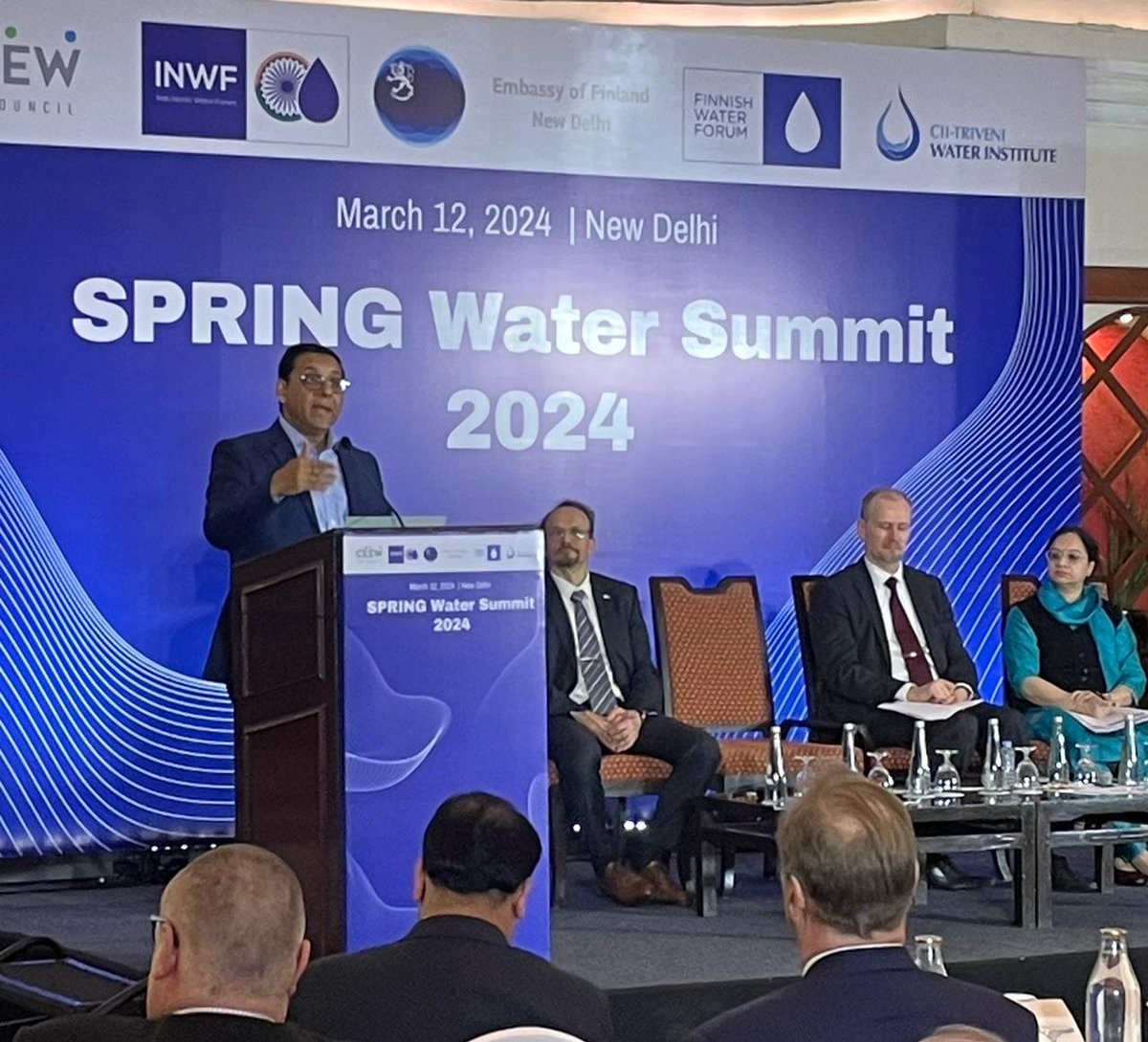 IPMA President, Mr. Pawan Agarwal, delivering the keynote address at the Session on Water Usage in Pulp & Paper Sector, at the SPRING Water Summit, organised by Indo-Nordic Water Forum, Finnish Water Forum, & Embassy of Finland, today at New Delhi #pulpandpaper #springwatersummit