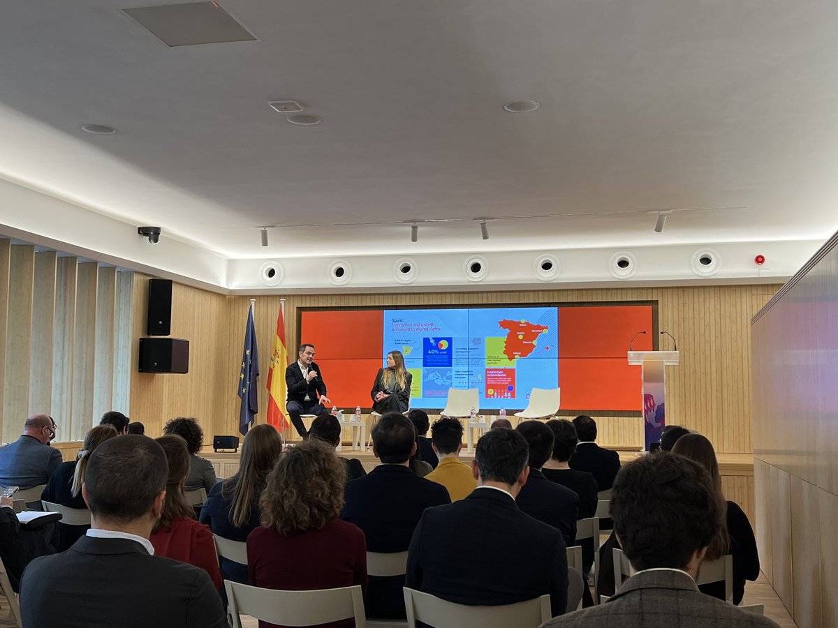 feliperoyo's tweet photo. Interesante jornada sobre los retos que afronta España en materia de digitalización organizada por @es_harmon y @adigital_org, con la participación de @M_Ferrer_, @AlfredoGazpio, @mgjover, @AlbertoRojoBlas, @teshsidi y @juan_pedreno. #PorUnaLegislaturaDigital” https://t.co/fPjXTCa5Dz