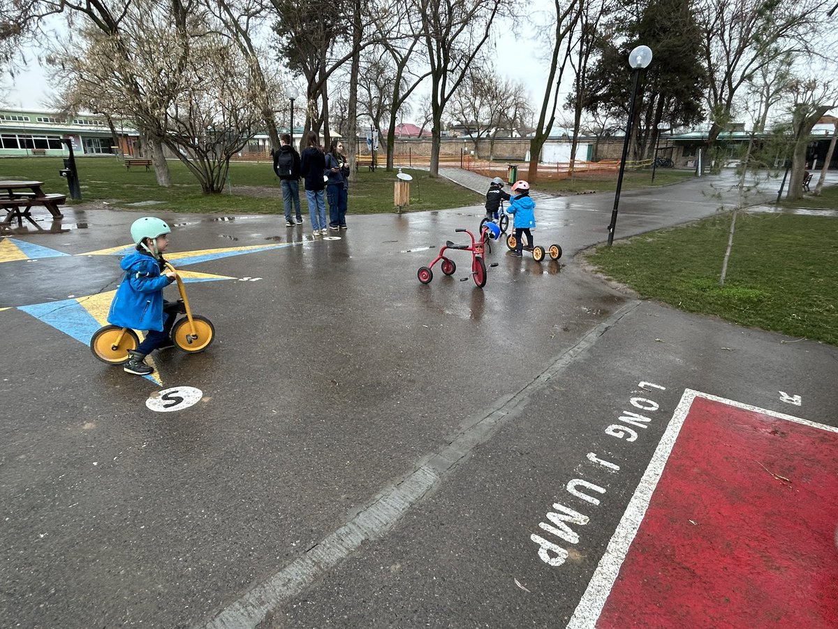 Rainy day wheels with Early Learners #tashschool <a href="/DohaDerek/">Derek Nelson</a> <a href="/noahbeaumont/">Noah Beaumont</a> #nobadweather