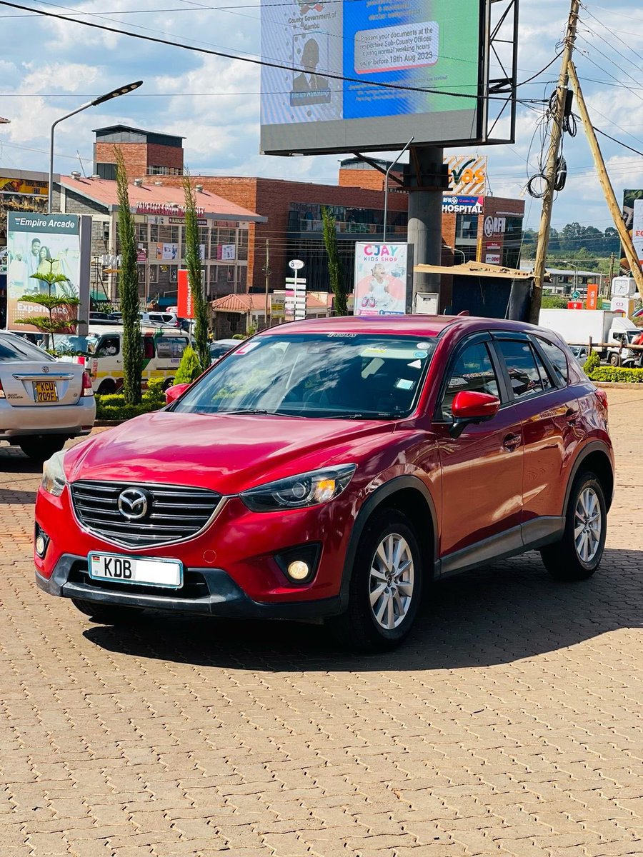 KimTimz's tweet image. 2015, Mazda CX5 , 2000cc petrol,low genuine mileage,steering controls, electric hand brake,DRLS,Foglights, Fully loaded 🔥 Price:2.2M