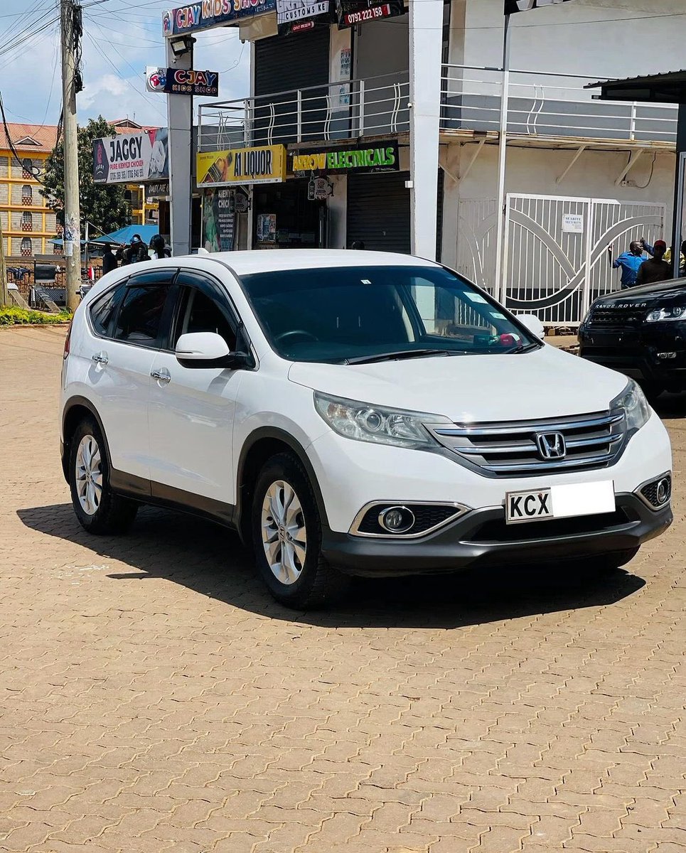 KimTimz's tweet image. 2012 Honda CRV AWD, 2000cc petrol, original paint, well maintained, Fully loaded 🔥 Price:1.8M